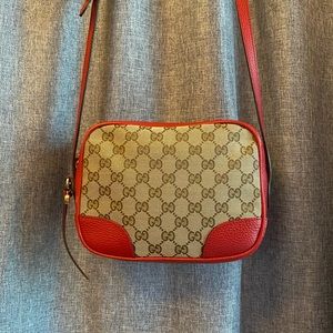 Authentic Gucci GG Bree Camera Bag